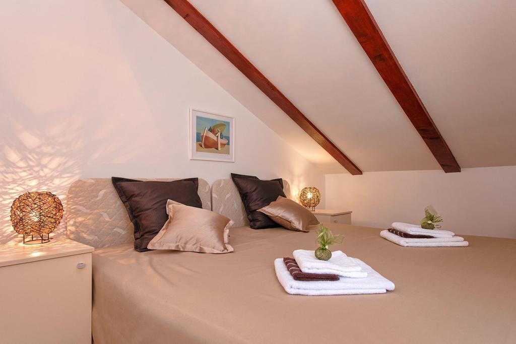 Apartment Duda Hvar Town Habitación foto